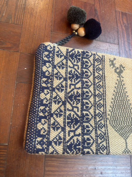 Star Mela Clutch Bag