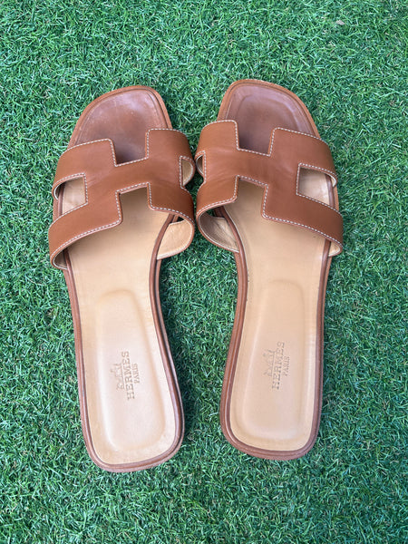 Hèrmes Oran Sandals 6.5