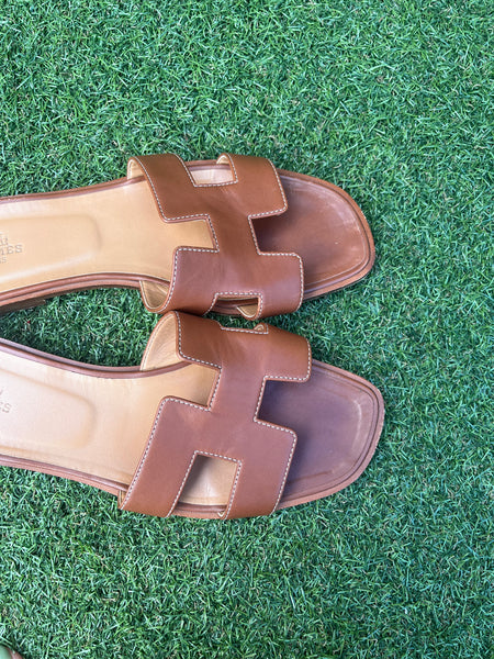 Hèrmes Oran Sandals 6.5
